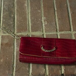Vintage Red Croc-Embossed Chain Clutch